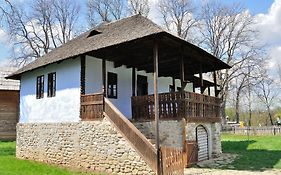 Ramada Plaza By Wyndham Bucharest Convention Center