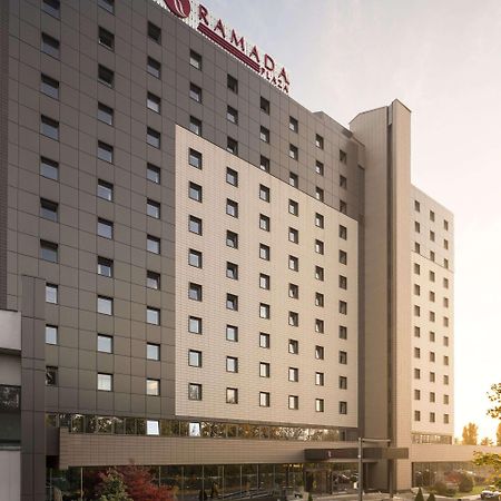 Ramada Plaza By Wyndham Bucharest Convention Center Hotel Exterior foto