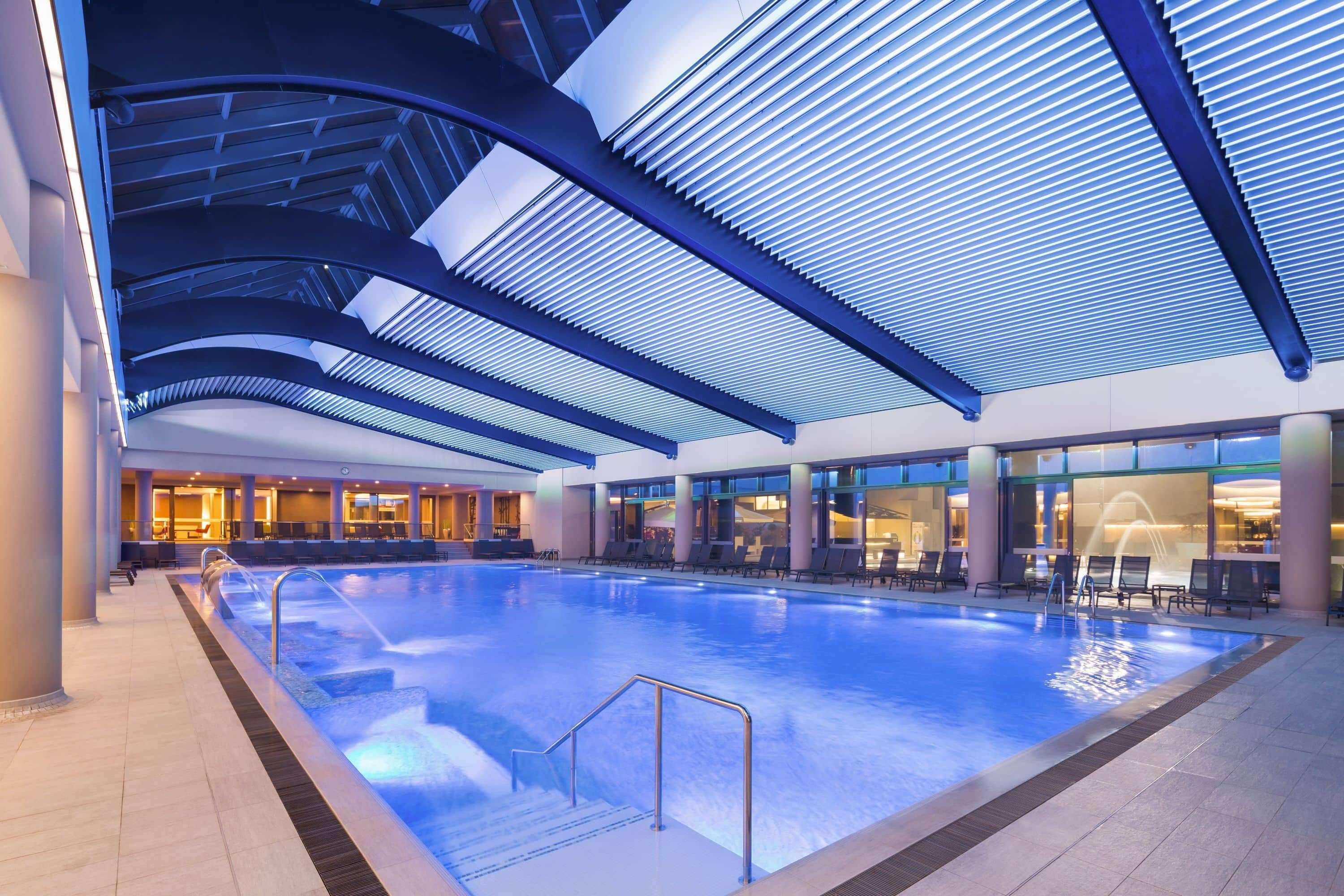 Ramada Plaza By Wyndham Bucharest Convention Center Hotel Exterior foto