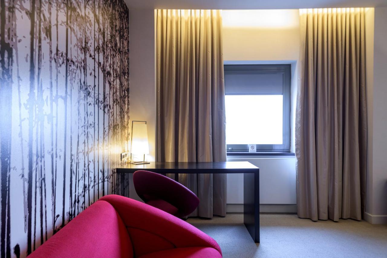 Ramada Plaza By Wyndham Bucharest Convention Center Hotel Exterior foto