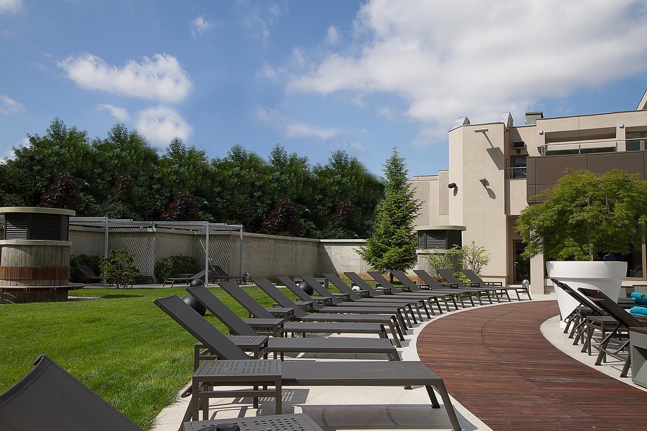 Ramada Plaza By Wyndham Bucharest Convention Center Hotel Exterior foto